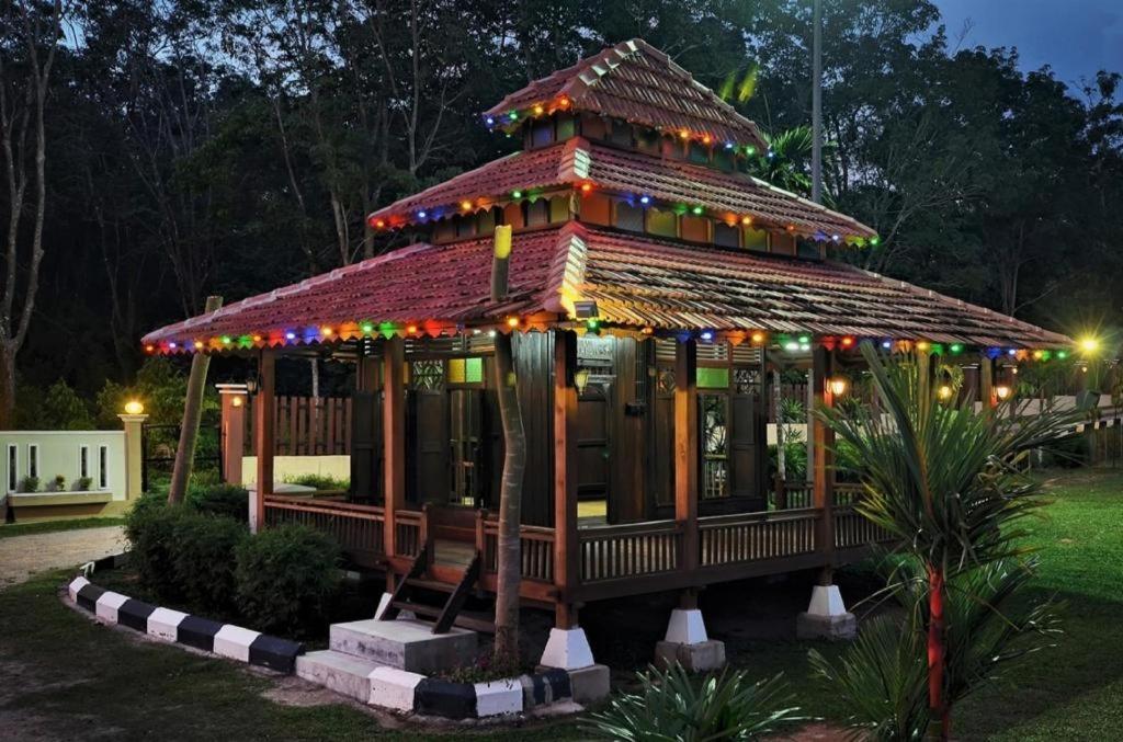 Oyo Home 90745 Desa Balqis Beach Resort Malacca Esterno foto