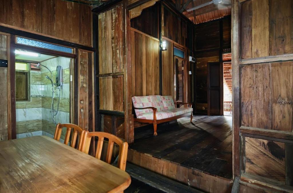 Oyo Home 90745 Desa Balqis Beach Resort Malacca Esterno foto