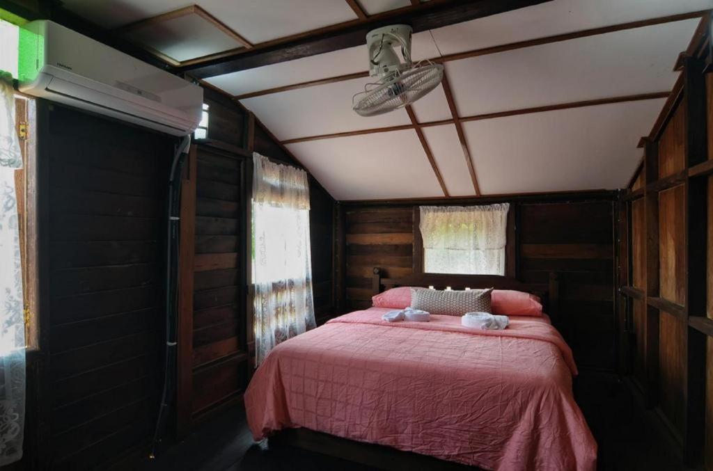 Oyo Home 90745 Desa Balqis Beach Resort Malacca Esterno foto