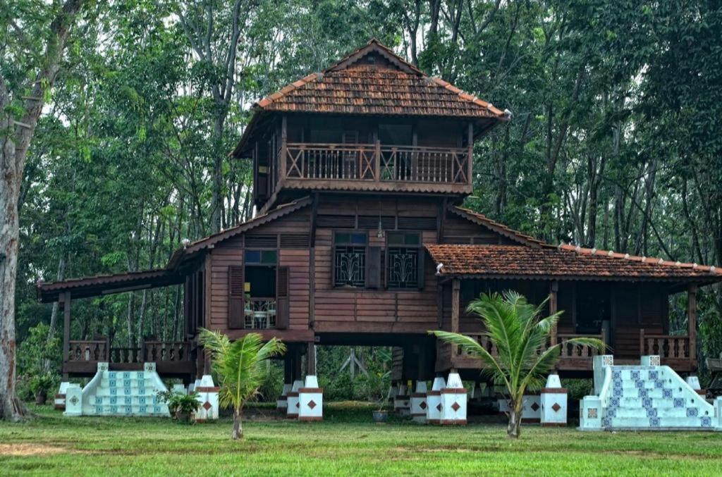 Oyo Home 90745 Desa Balqis Beach Resort Malacca Esterno foto